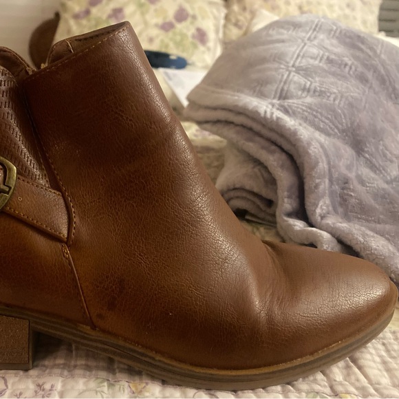 Stylish Brown Booties - Picture 11 of 16
